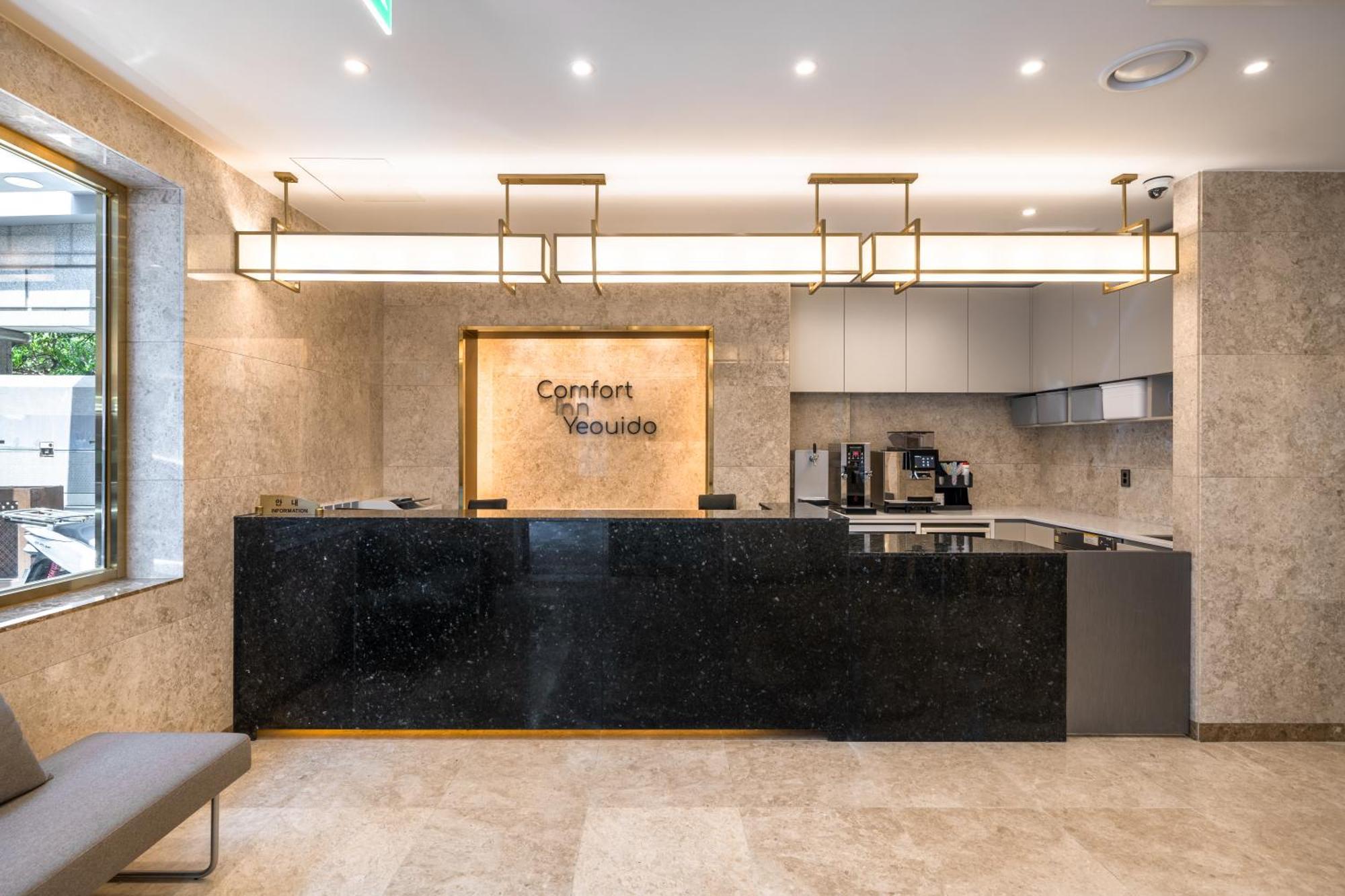 Comfort Yeouido Hotel
